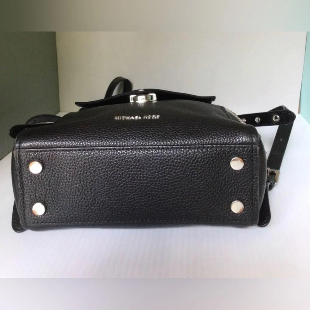 Michael Kors Bristol backpack - Picture 8 of 12